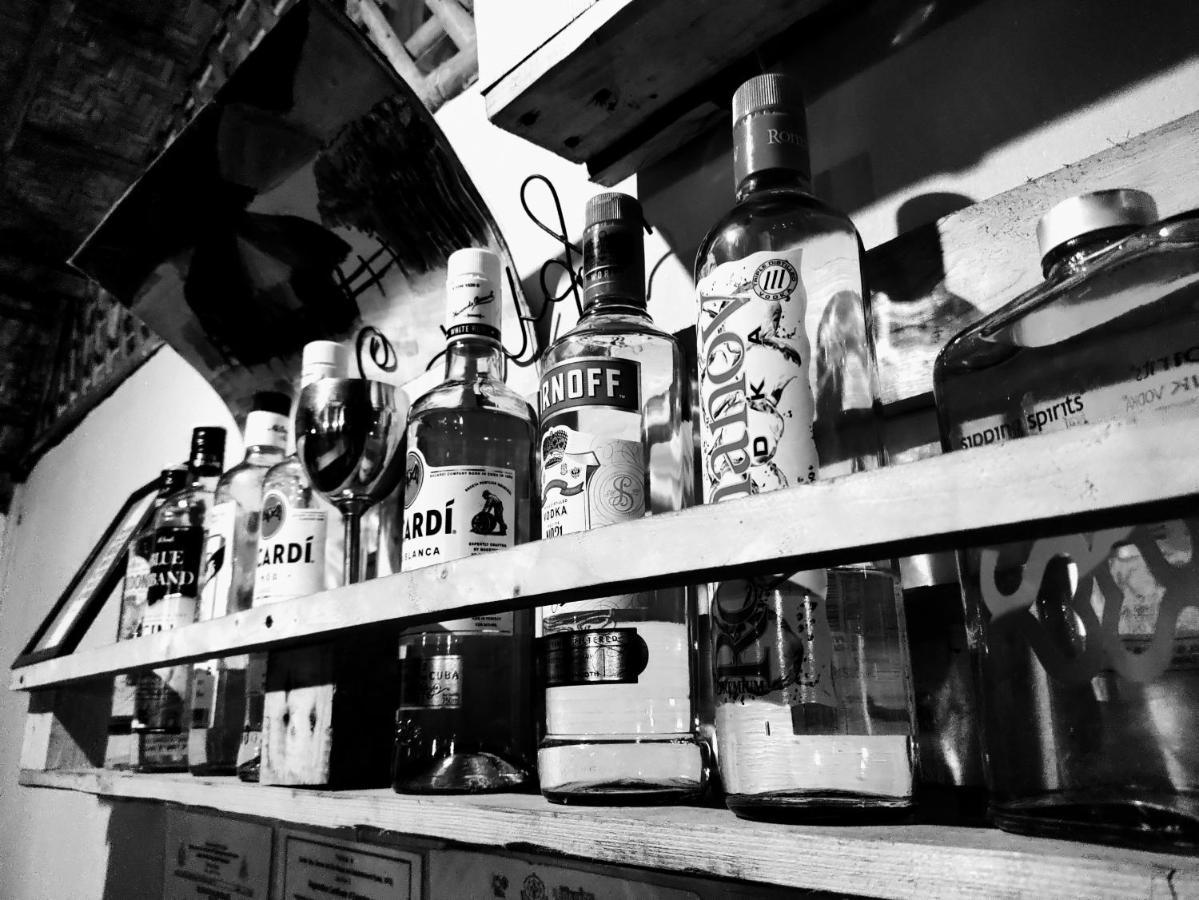 Red Monkeys Hostel アランボル エクステリア 写真